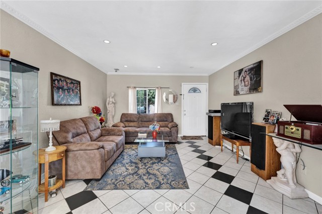 14246 Community Street photo 4