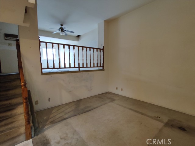 5727 Etiwanda Avenue, 3 photo 3