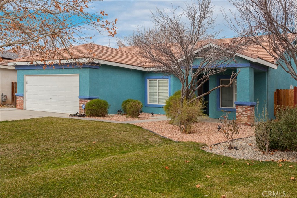 1805 W Avenue H5, Lancaster, CA 93534