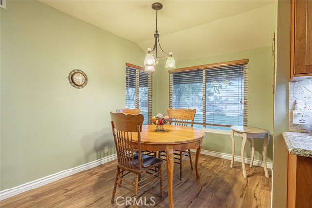 Detail Gallery Image 12 of 43 For 3242 E Avenue H4, Lancaster,  CA 93535 - 4 Beds | 2 Baths