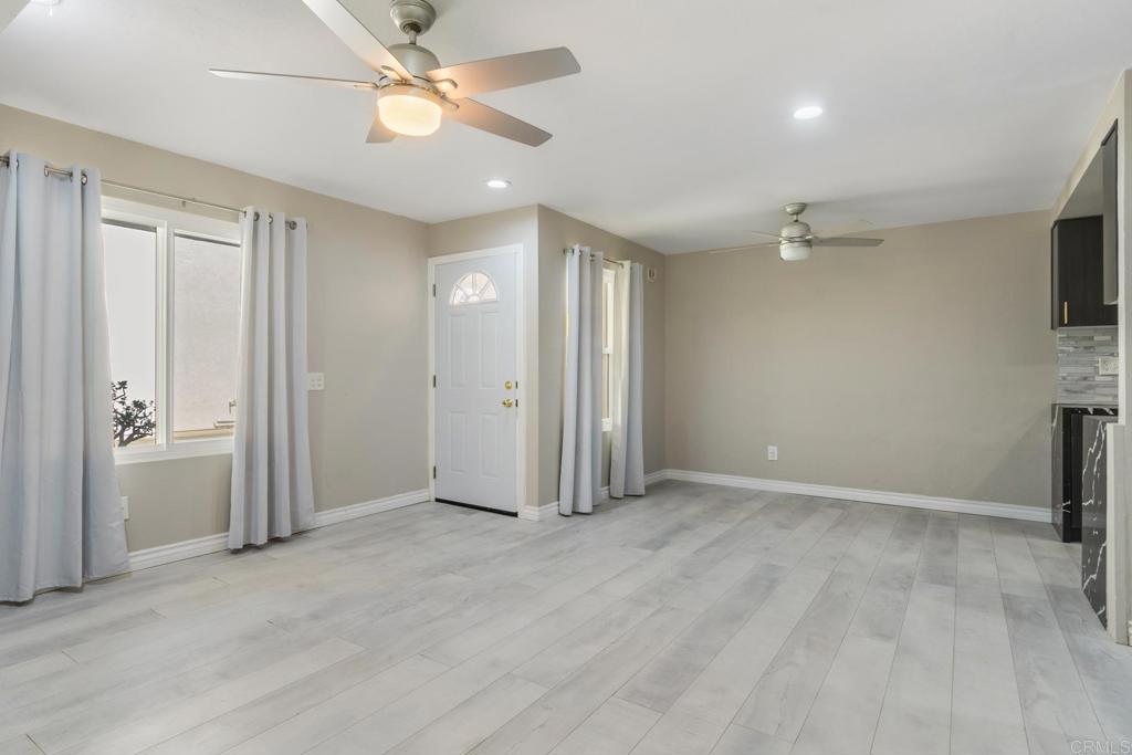 2828 Famosa Boulevard - photo 6