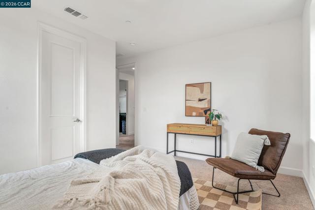 1553 S Perkins Place, Mountain House CA: https://media.crmls.org/mediaz/0001d83d-5fa6-451c-b21a-0cc1168a91e4.jpg