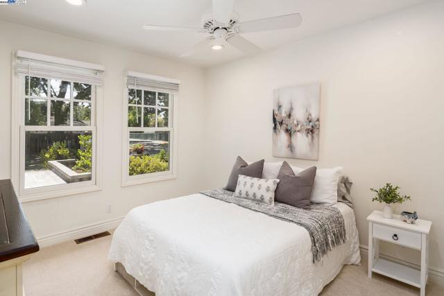 20 Donna Ln, Danville CA: https://media.crmls.org/mediaz/0001f0ab-b9c4-4a5b-b9df-4c796f55024d.jpg