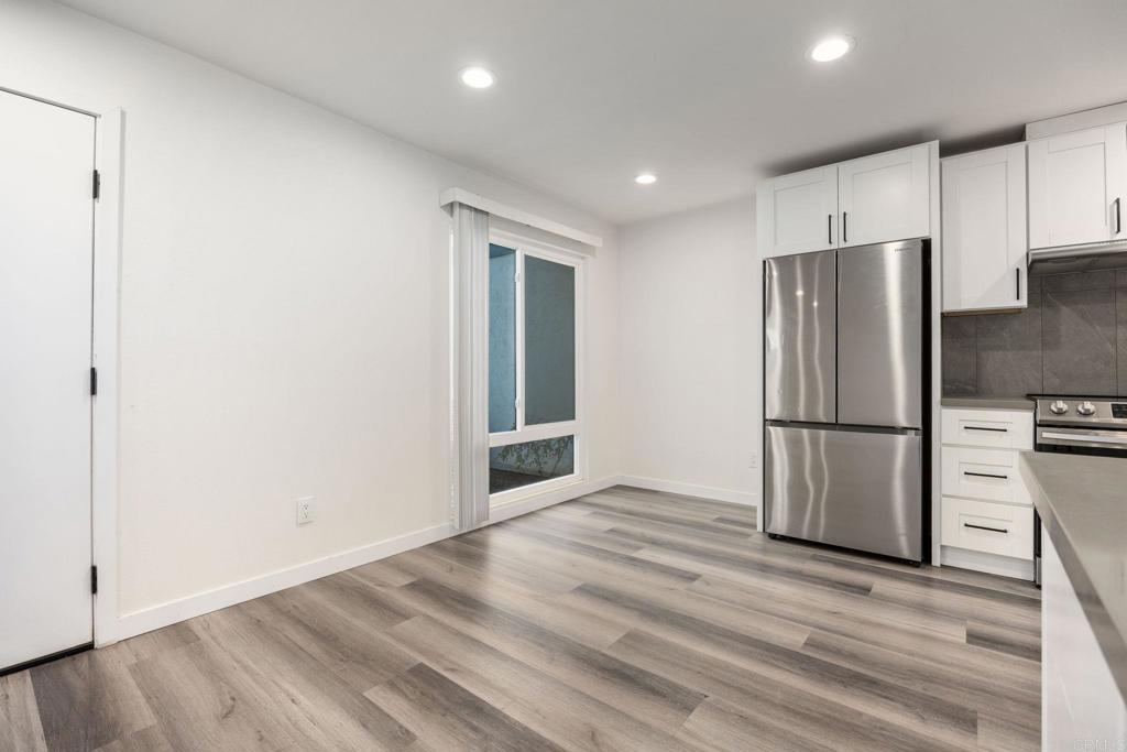 1817 Grand Avenue - photo 10