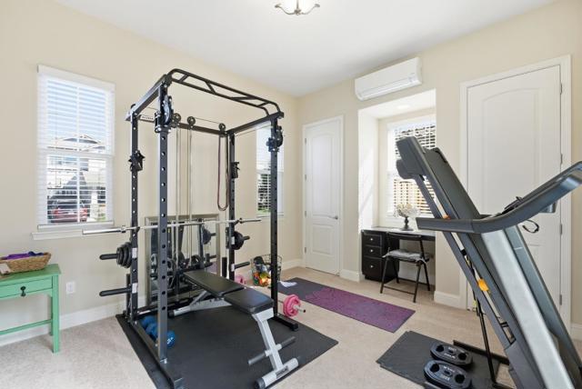 18253 Solano Place, Morgan Hill CA: https://media.crmls.org/mediaz/0003e95e-cf27-4002-94fb-e2cb0ee1a944.jpg