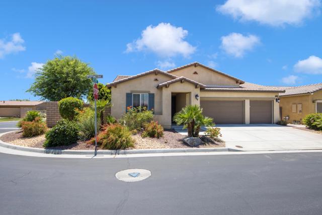 82623 Tremetina Court, Indio CA: https://media.crmls.org/mediaz/0004ccc0-d15c-4c06-b0f5-f979b788340f.jpg