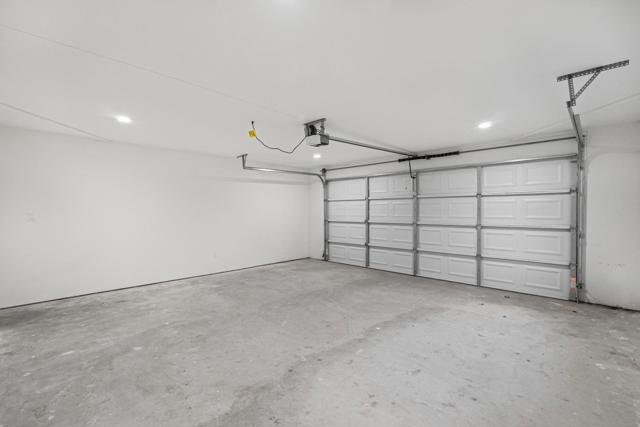 95 Farrell Avenue, Gilroy CA: https://media.crmls.org/mediaz/00060061-d114-42f8-9be2-0bbfd7cc46cc.jpg