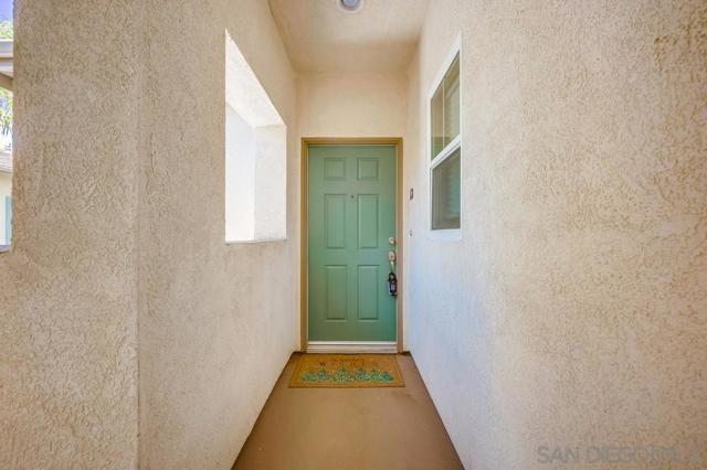 26374 Arboretum Way, Murrieta CA: https://media.crmls.org/mediaz/00062760-6468-4902-be33-9a4d8d2904d8.jpg