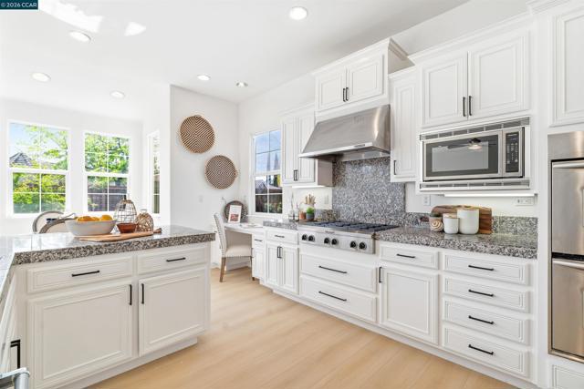 Image 33 of 55 For 2650 Casella Way