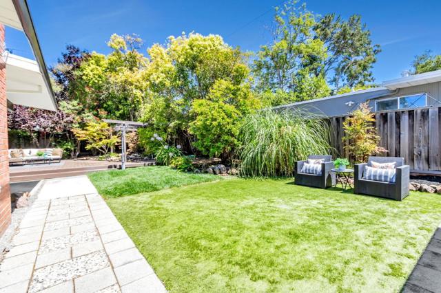 1650 Edmonton Avenue, Sunnyvale CA: https://media.crmls.org/mediaz/0008475d-b227-499f-a149-7ed07a76e0c1.jpg