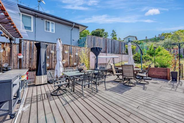1247 Benedict Court, San Leandro CA: https://media.crmls.org/mediaz/00090c25-f89f-4b09-bbfa-c71db66dc0d6.jpg