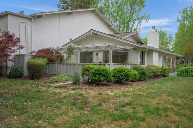 5201 Cribari-Hills, San Jose CA: https://media.crmls.org/mediaz/0009ce8e-5fa6-40a5-922d-1f69ca30b7c7.jpg