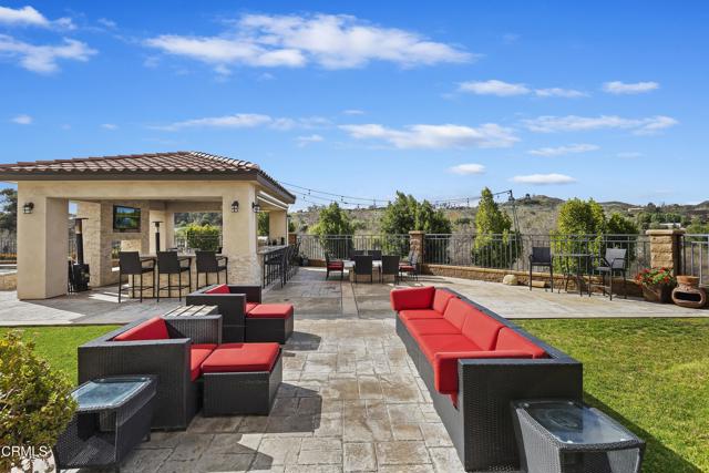 Detail Gallery Image 9 of 68 For 16094 Mariposa Ave, Riverside,  CA 92504 - 5 Beds | 4 Baths