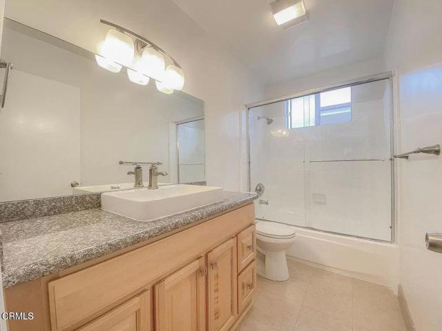 Detail Gallery Image 9 of 9 For 4423 Ambrose Ave #5,  Los Angeles,  CA 90027 - 1 Beds | 1 Baths