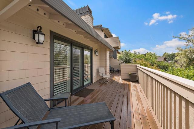 19 Susan Gale Court, Menlo Park CA: https://media.crmls.org/mediaz/000ae56f-e022-4079-9f37-b224eef397ee.jpg