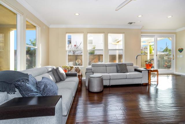 Image 4 of 53 For 473 Sandalwood Court