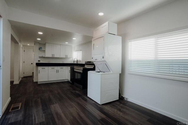 Detail Gallery Image 8 of 14 For 716 N Grand Ave #B3,  Covina,  CA 90172 - 2 Beds | 1 Baths