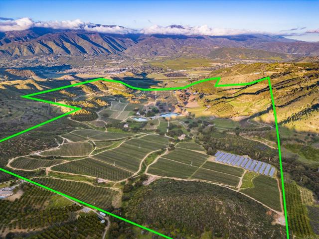 14224 Old Cole Grade Road, Pauma Valley CA: https://media.crmls.org/mediaz/000c83af-0437-436c-9493-72f52060640a.jpg