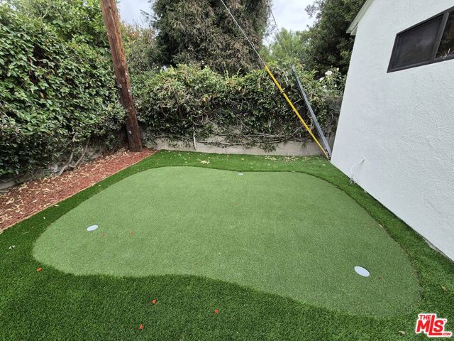 6641 Chimineas Avenue, Reseda CA: https://media.crmls.org/mediaz/000c87ab-e85b-4d36-adad-04e5122b3fa4.jpg