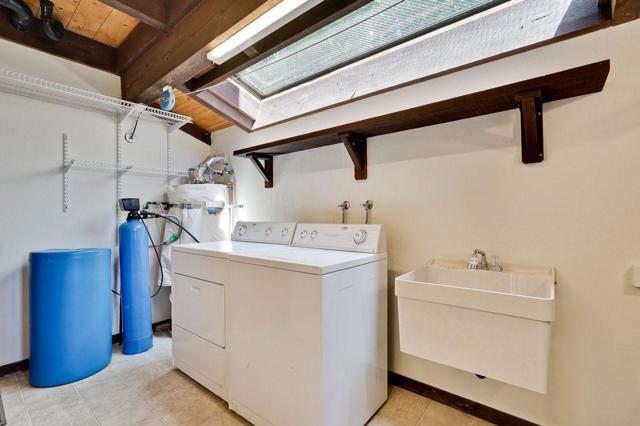 12338 First Fork Road, Los Gatos CA: https://media.crmls.org/mediaz/000cd172-e818-4612-a41a-6cf4738ed7fb.jpg