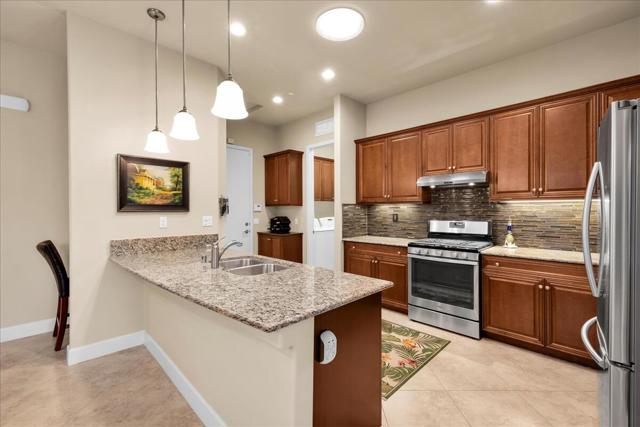 39048 Camino Orquesta, Indio CA: https://media.crmls.org/mediaz/000d3ffb-e371-4c20-937c-923e32b8edb4.jpg