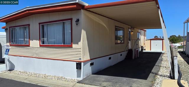 16401 San Pablo Ave, San Pablo CA: https://media.crmls.org/mediaz/000d8abf-974f-4ccb-bf85-692a8c475b25.jpg