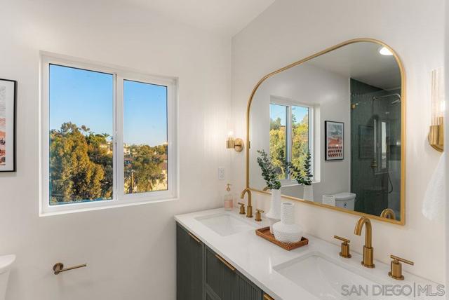 1663 Puterbaugh St, San Diego CA: https://media.crmls.org/mediaz/000dab58-7dd8-4ffe-9ff0-c38129f64624.jpg