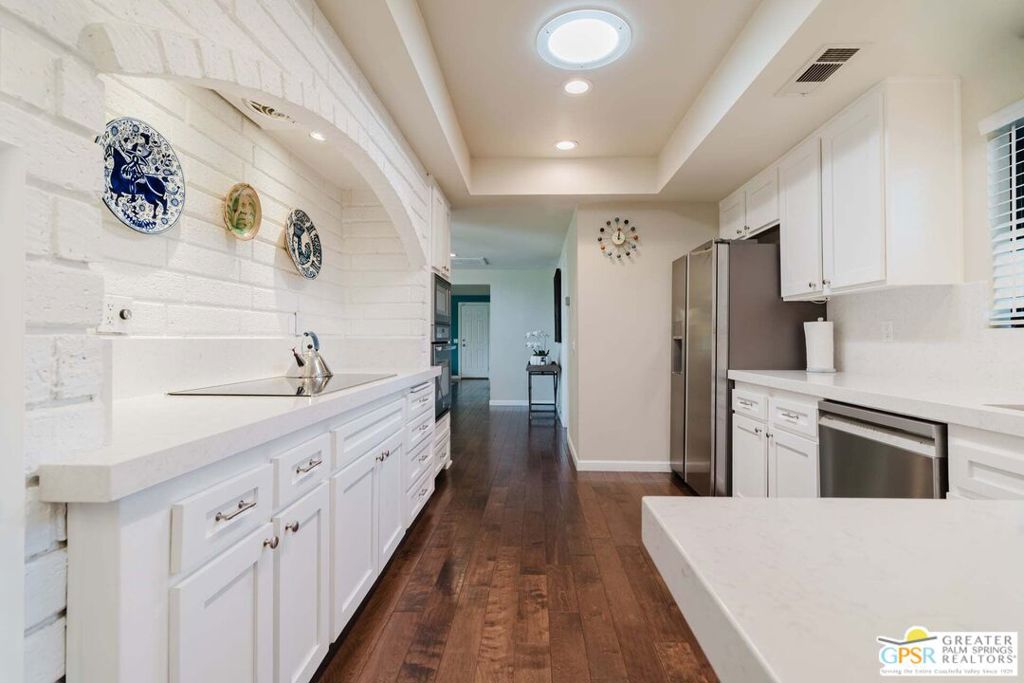 MLS #25605743PS image #25