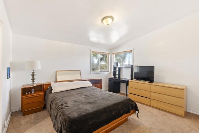 1958 Milford Place, El Cajon CA: https://media.crmls.org/mediaz/000e6a24-b6a4-4c64-9052-8ac4eac9b3ce.jpg