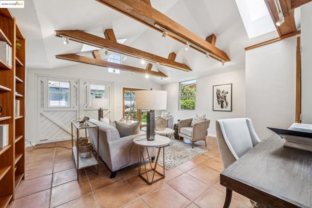 1708 Derby St, Berkeley CA: https://media.crmls.org/mediaz/00115728-c4c5-43c9-957b-dfa4c1c38514.jpg