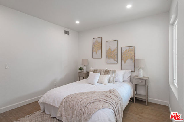 2593 Sunnydale Drive, Duarte CA: https://media.crmls.org/mediaz/0012cd29-608a-4075-9c0c-6dfc711abd0b.jpg