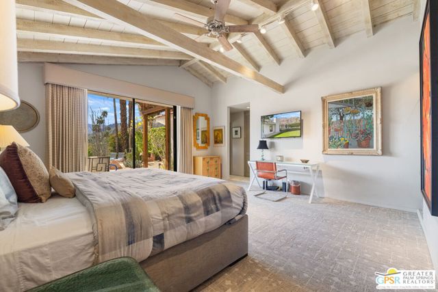 Image 42 of 57 For 311 Via Sol  