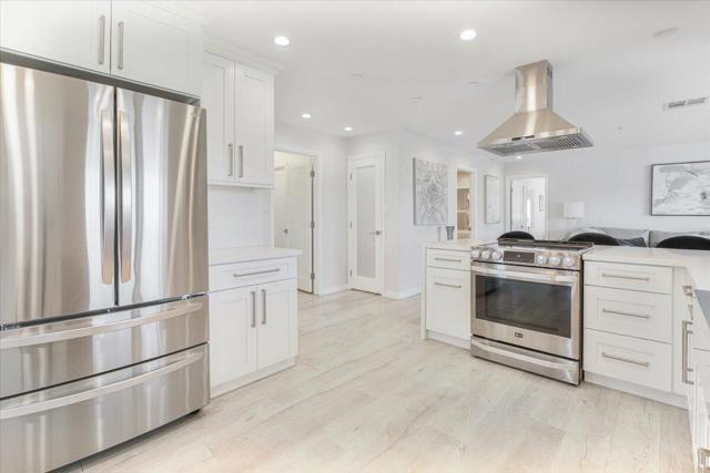 73411 Brown Rabbit Drive, Palm Desert CA: https://media.crmls.org/mediaz/00139a9f-bb2e-4f5a-bc85-70cc447408be.jpg