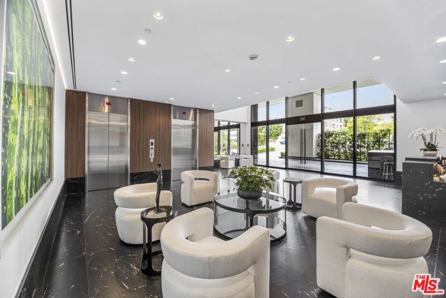 10350 Wilshire Boulevard, Los Angeles CA: https://media.crmls.org/mediaz/0015b074-21ad-4545-8c29-9042184ec9ec.jpg