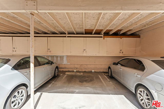 1 Bed Home for Sale in Los Angeles, California