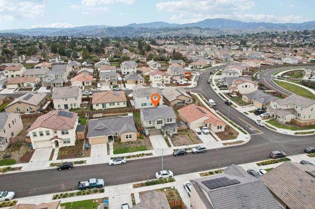 1941 Camden Street, Hollister CA: https://media.crmls.org/mediaz/00170fed-c507-4363-94d5-ff1f89670fa7.jpg