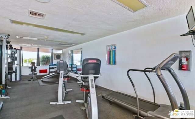 69490 Parkside Drive, Desert Hot Springs CA: https://media.crmls.org/mediaz/001725e4-2259-412c-ba2f-2551f9ac12a3.jpg