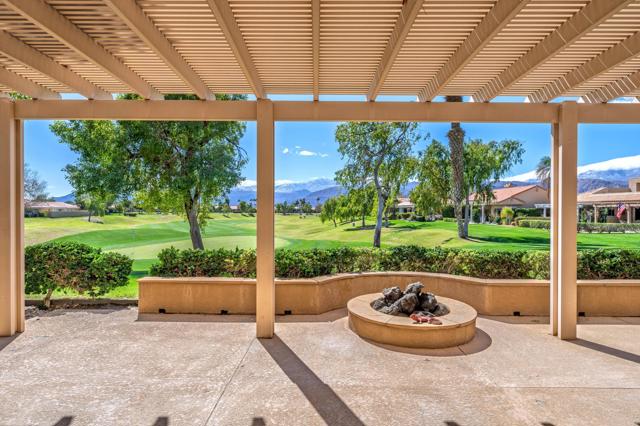57 Pine Valley Drive, Rancho Mirage CA: https://media.crmls.org/mediaz/001761ab-fb9e-4057-ba5f-97f75c289f8f.jpg
