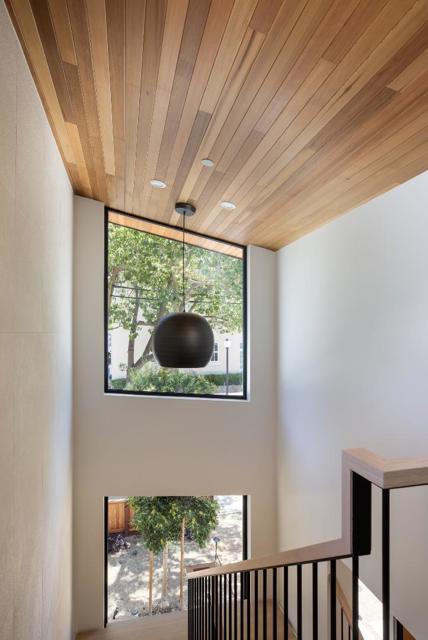 596 Franklin Street, Mountain View CA: https://media.crmls.org/mediaz/0017abed-9599-43bf-8c14-73f3e735750b.jpg