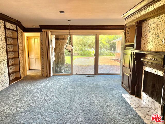 1754 Mandeville Canyon Road, Los Angeles CA: https://media.crmls.org/mediaz/0018bd99-7342-43d5-b7ce-7b9e041571e6.jpg