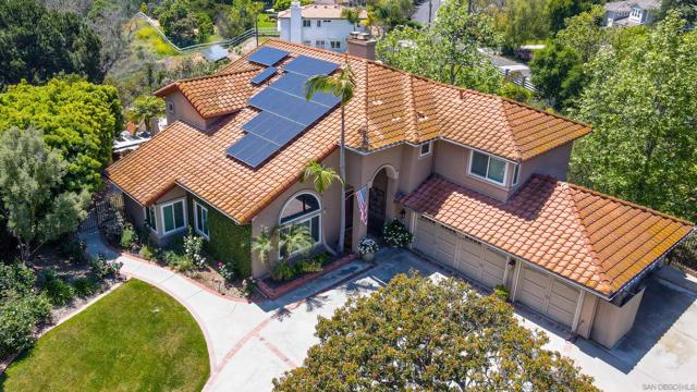 3245 Brookside Ln, Encinitas CA: https://media.crmls.org/mediaz/001b6808-6493-4013-8cd9-8f796febcfa6.jpg