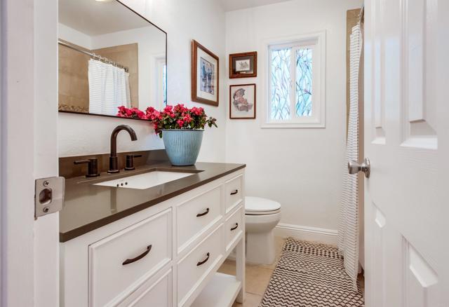 2167 Reineman Road, Fallbrook CA: https://media.crmls.org/mediaz/001bb5f4-2ca7-4716-b2ef-79995cd9e2b7.jpg