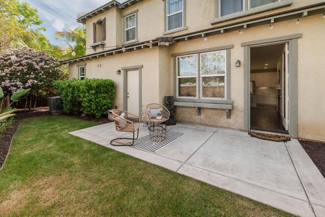 Detail Gallery Image 33 of 37 For 3428 Filoli Circle, Carlsbad,  CA 92009 - 3 Beds | 3/1 Baths