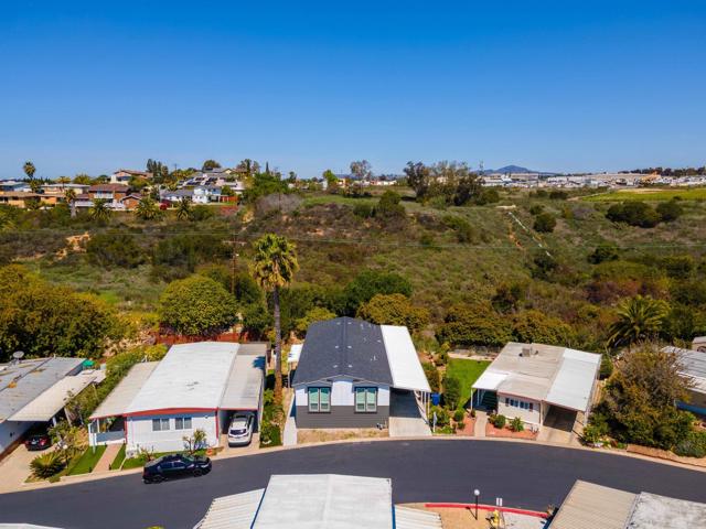 2003 Bayview Heights Dr, San Diego CA: https://media.crmls.org/mediaz/001c9649-b87d-4897-a60a-507d49de103b.jpg