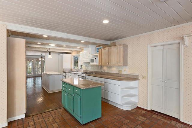 Detail Gallery Image 22 of 54 For 748 Old Oak Ridge, San Marcos,  CA 92069 - 6 Beds | 5/2 Baths