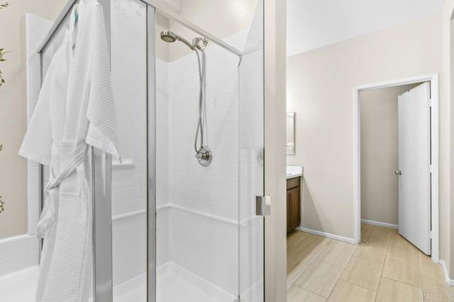 Detail Gallery Image 17 of 34 For 1310 Santa Liza Ave #8,  Chula Vista,  CA 91913 - 4 Beds | 4 Baths