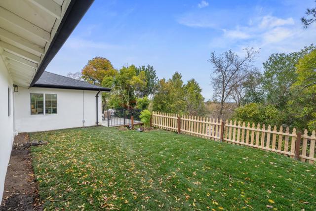 2660 Ross Place, Walnut Creek CA: https://media.crmls.org/mediaz/001dc38e-da68-4757-8dd8-7dce2a701806.jpg