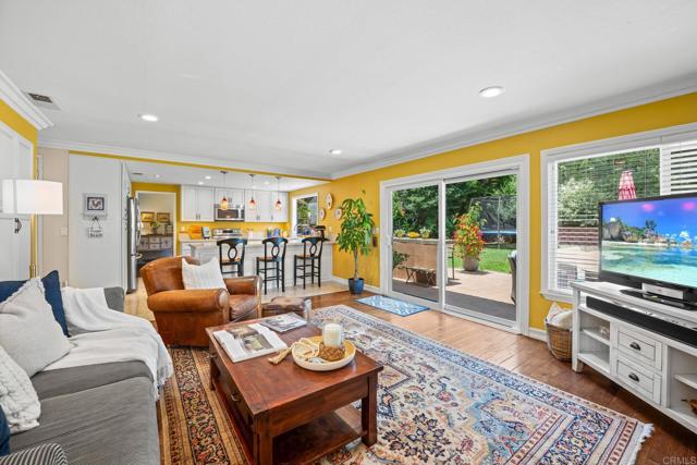 2702 Jacaranda Avenue, Carlsbad CA: https://media.crmls.org/mediaz/001e9ae8-67bc-4a79-b6c0-411c3dd02bdd.jpg