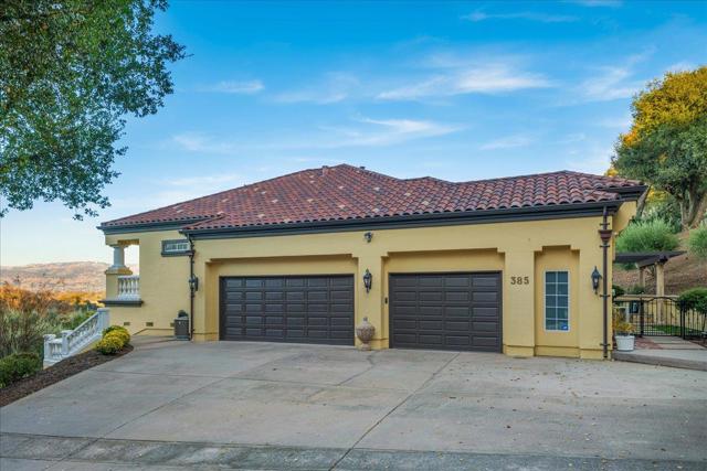 385 Atherton Way, Morgan Hill CA: https://media.crmls.org/mediaz/001ee46e-67e6-40ff-902b-cd0866c9f424.jpg