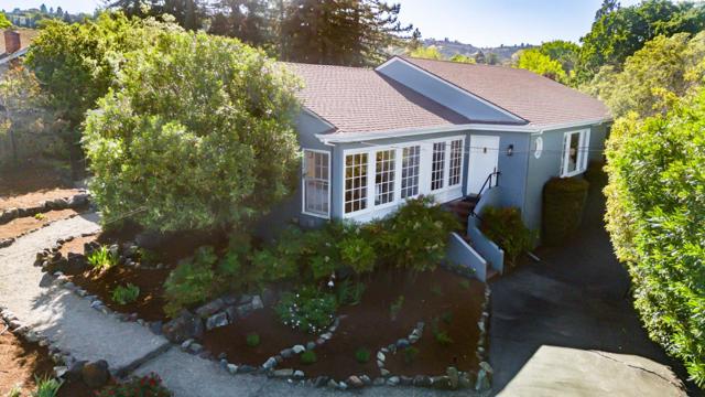 206 Frances Lane, Redwood City CA: https://media.crmls.org/mediaz/001f5ff3-a99a-465b-947a-2925b73e4135.jpg